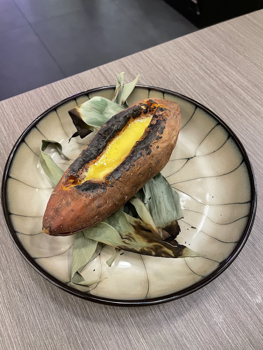 Yakinau Izakaya Japanese Restaurant-6